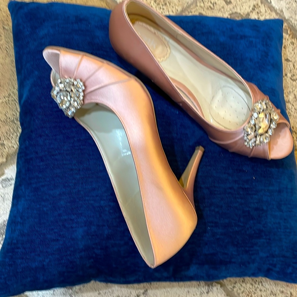 Pink open toed satin pumps by P!nk with a beautiful diamond broach